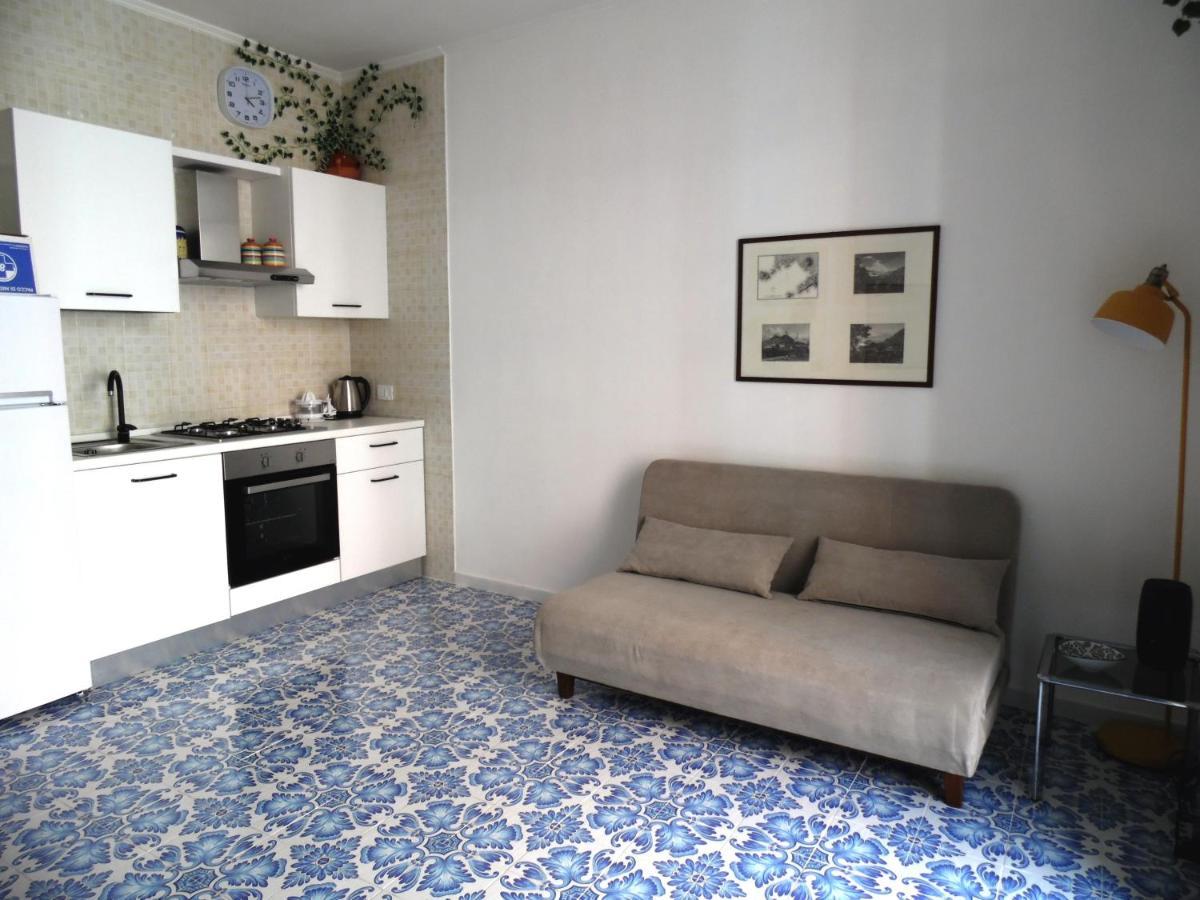 Vacanzella Apartment เนเปิลส์ ภายนอก รูปภาพ